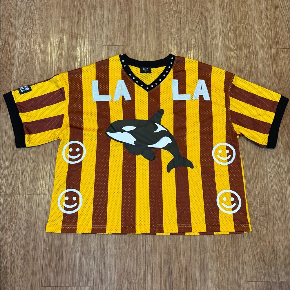 Dressed in Lala Jersey